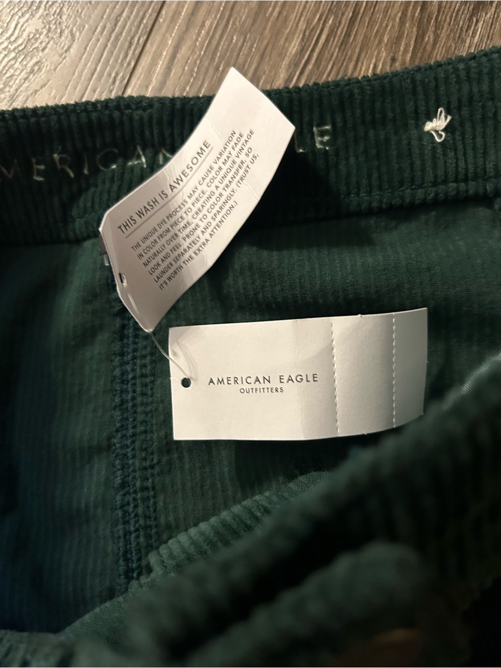 NWT American Eagle Outfitters Dark Green Corduroy Skirt - Picture 5 of 9